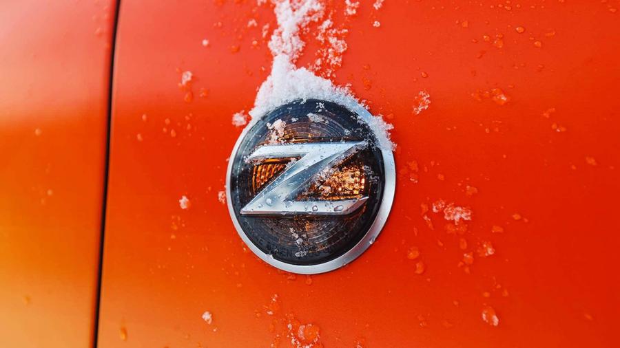 Логотип Nissan 370Zki 2018 года  (фото 20 из 23)